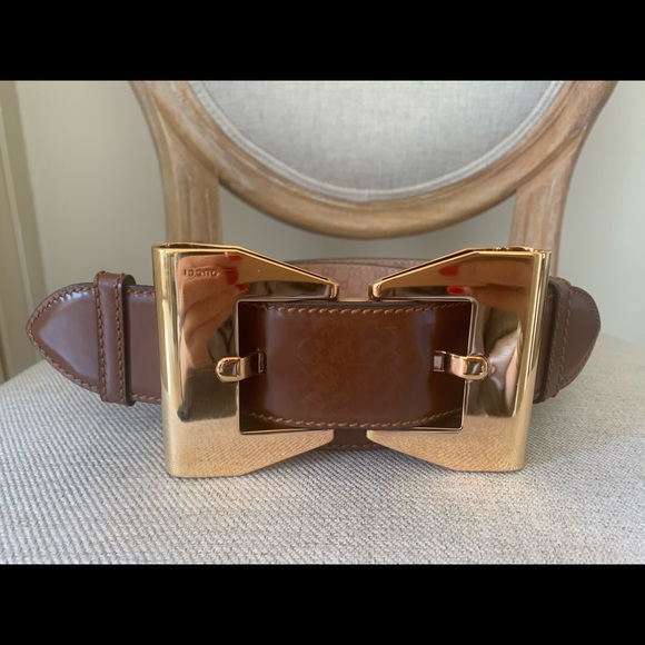 Authentic Gucci brown belt with gold buckle. main image 6